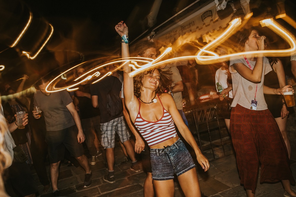 10 лучших летних фестивалей Хорватии 2023 года