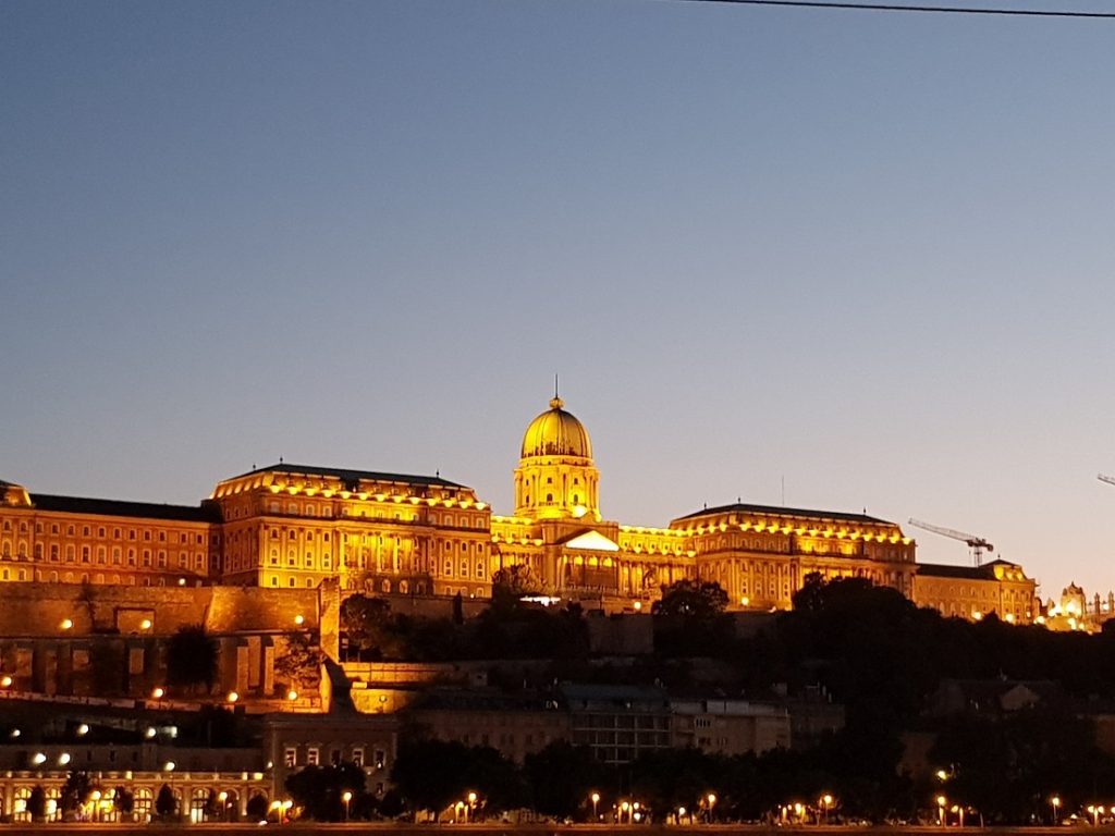 Будайская крепость и Королевский дворец Будапешта
