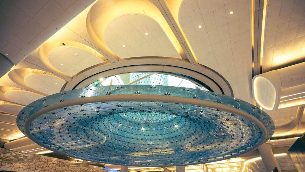 В аэропорту Абу-Даби откроется новый терминал за  млрд