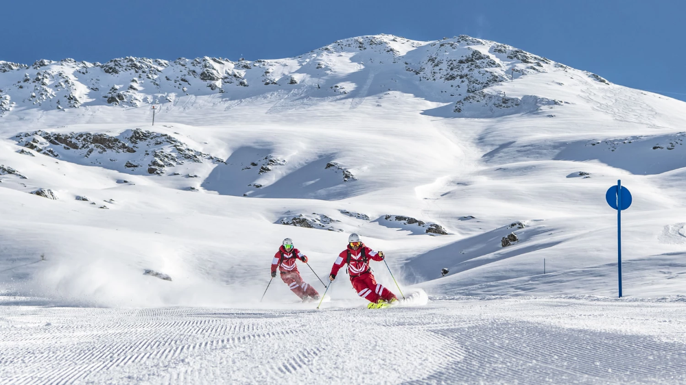 Горнолыжные курорты: лучшие трассы для лыжников и сноубордистов