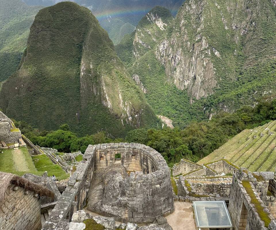 Таинственный город инков в Перу и волшебная лагуна — едем в Мачу-Пикчу и к Умантай